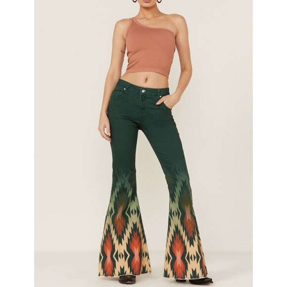 Ranch Dressn Southwestern Border Flare Jeans Size 14 Bohemian Western Retro - Picture 1 of 16